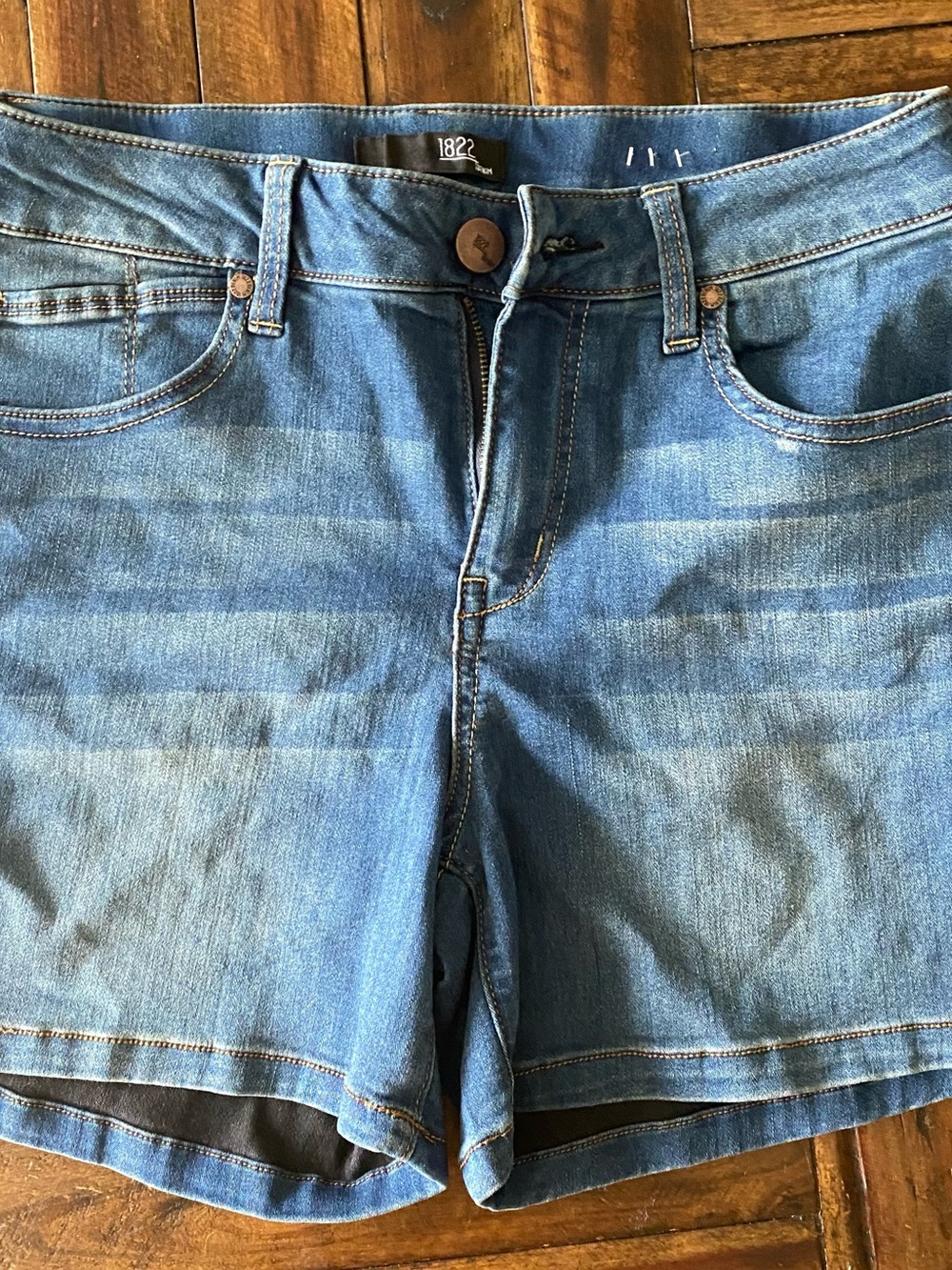1822 Denim Medium Blue High-Rise Jean Shorts